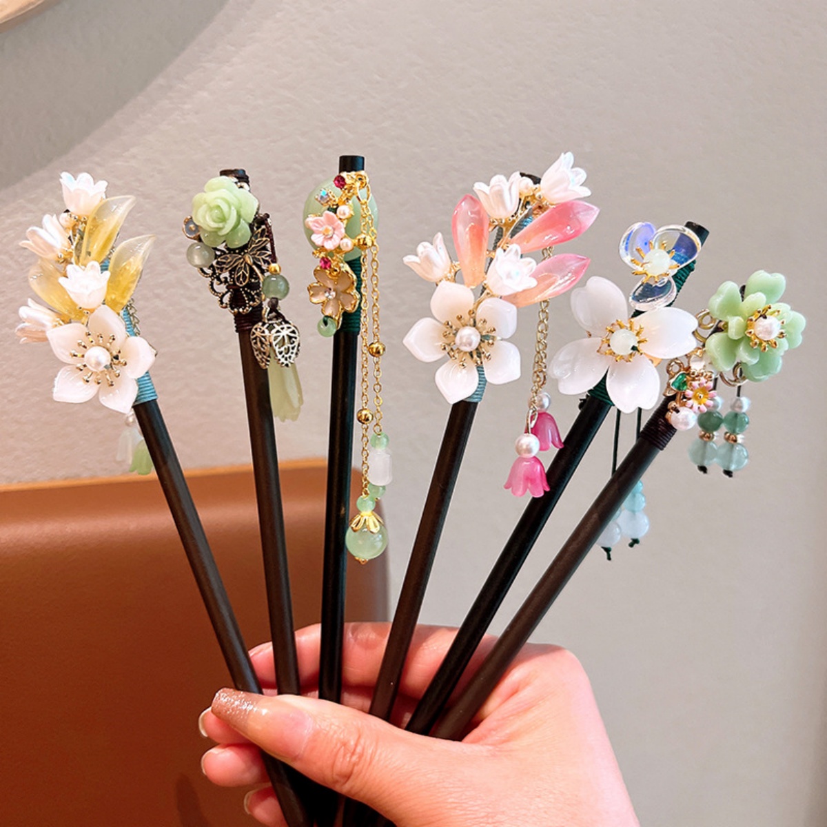 Florist Supplies - Nefis Çiçek Püskül Ahşap Firkete Retro