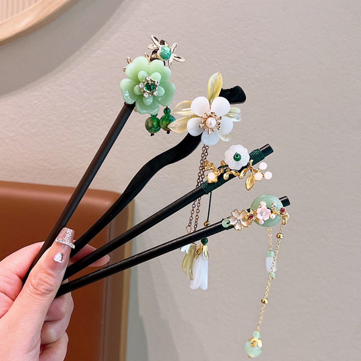 Nefis Çiçek Püskül Ahşap Firke - Florist Supplies incelemesi ve fiyatı